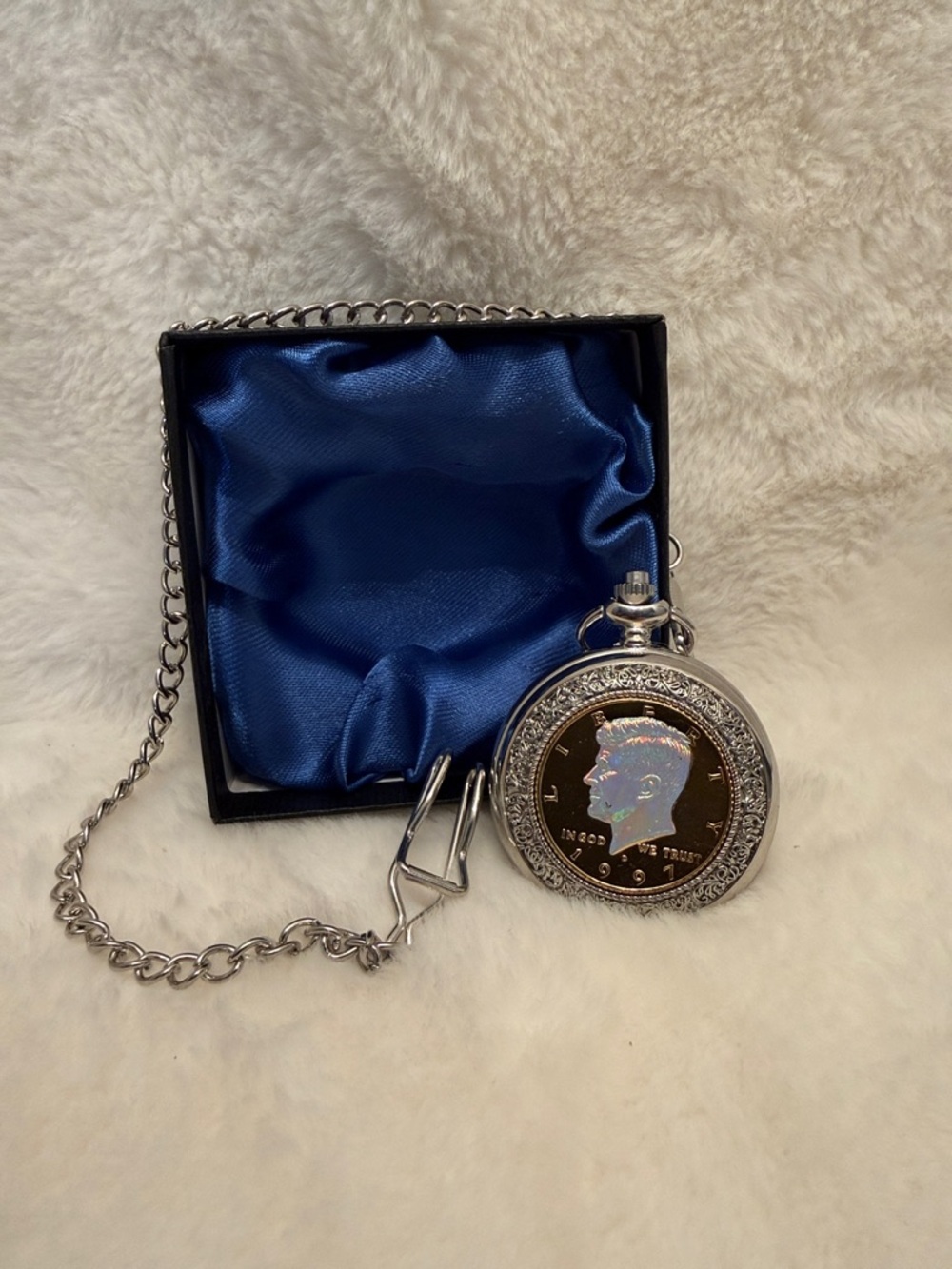 JFK Half Dollar Pocket Watch 1997 Quartz Chain Vintage Style